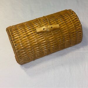Lilly Pulitzer Wicker Rattan Case Clutch in Honey & Boca Blue.